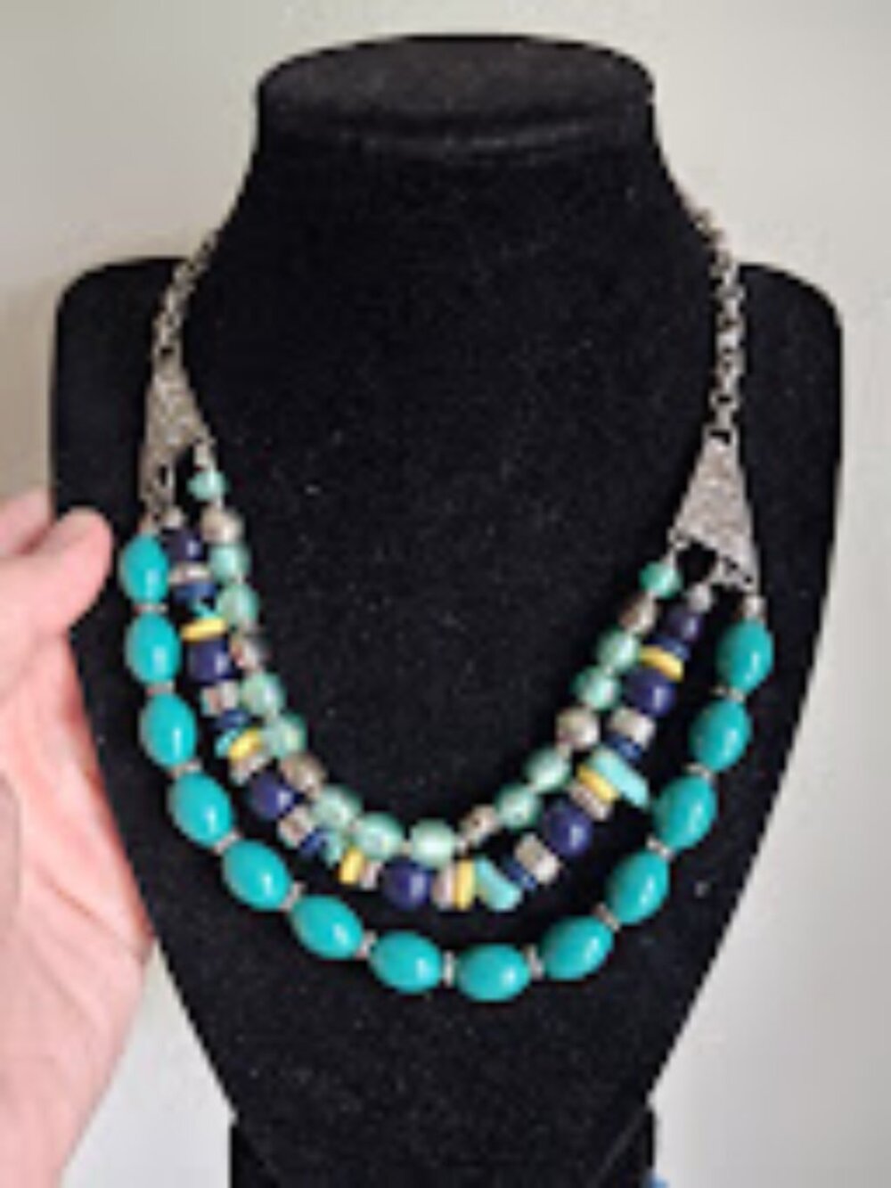 Ruby Rd. Statement necklace
